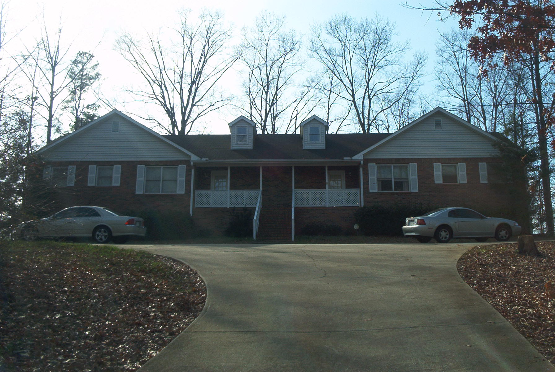 Betty House Pict
